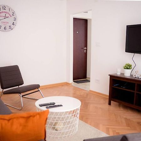 Downtown, Spacious, 2 Bedroom Apartment Belgrad Exteriör bild